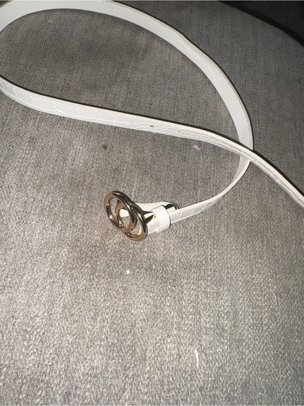 T.J.Maxx White Croc-Texture Belt with Gold Double-Ring Buckle - Picture 2 of 2